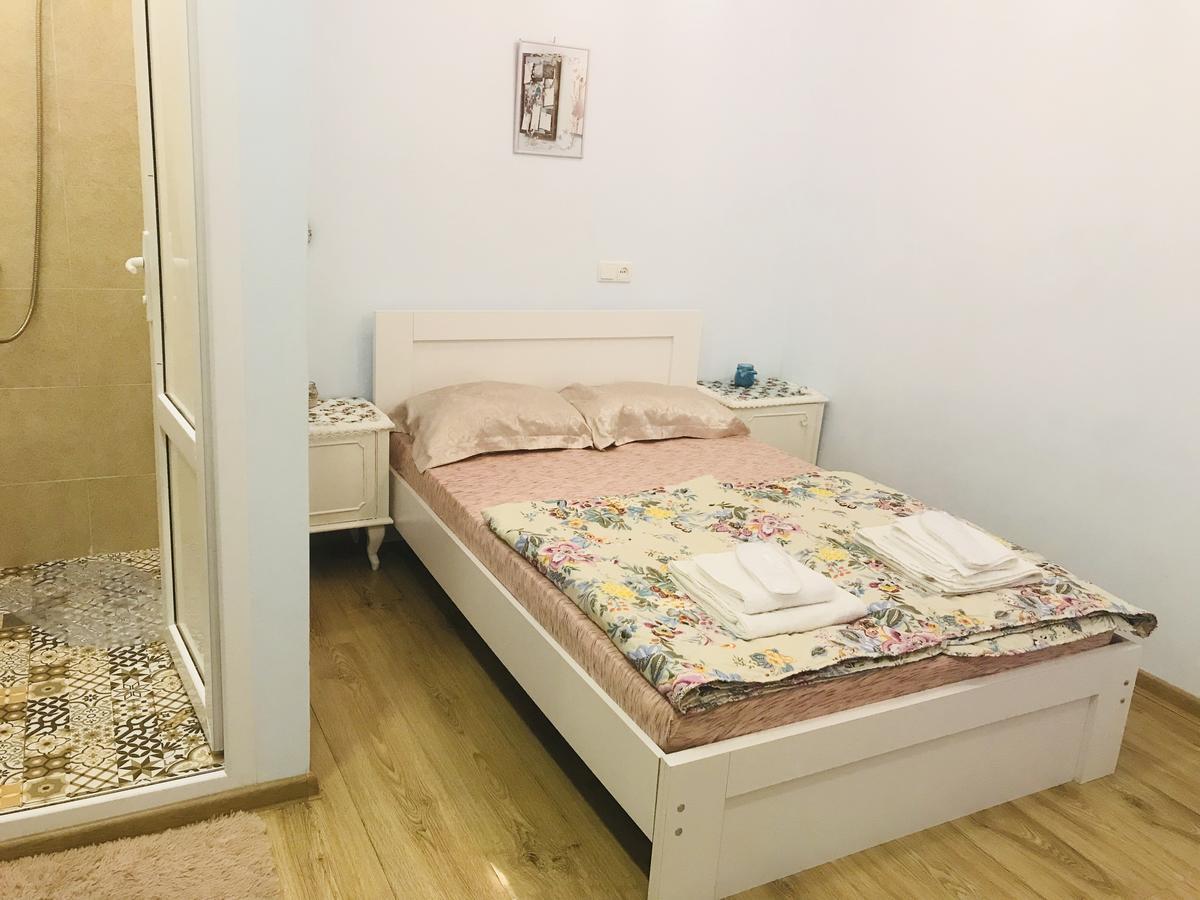 טביליסי Guest House Marina 2 מראה חיצוני תמונה
